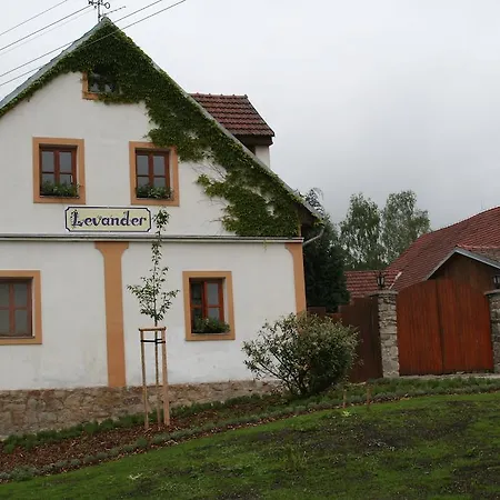 Levander Vendégház *